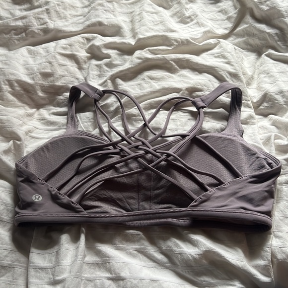 Lululemon free to be wild sz 12 - Picture 2 of 2